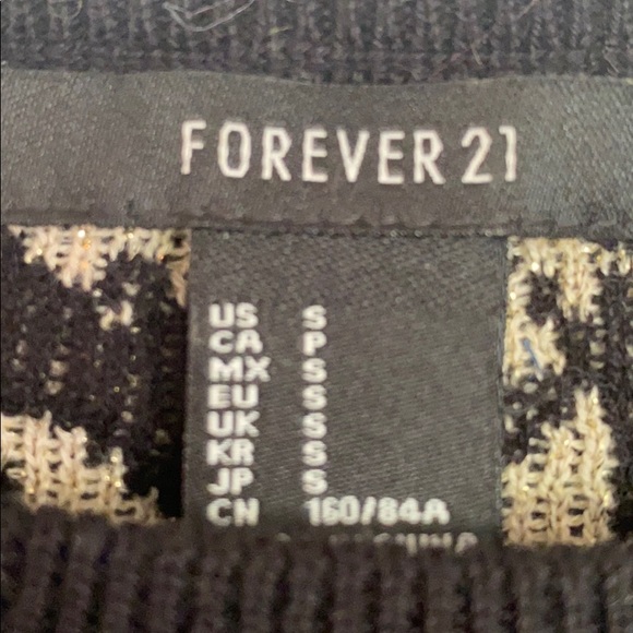 Forever 21 sweater - Picture 2 of 2